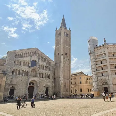 Appartement Luxury 6 Al Duomo Di Parme