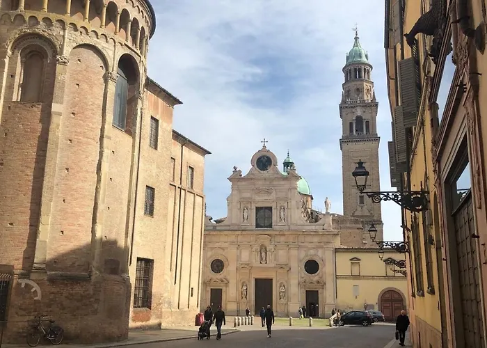 Luxury 6 Al Duomo Di * Parme